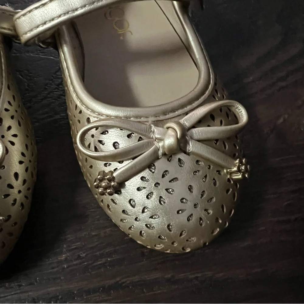 Sugar Toddler Girls Lil Drea Mary Jane Loop Closure Shoes 7M champagne gold